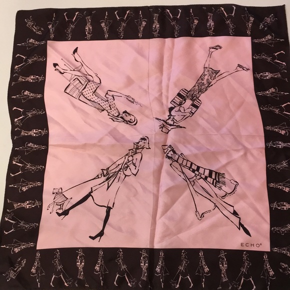 4 designer silk scarves - Picture 4 of 8
